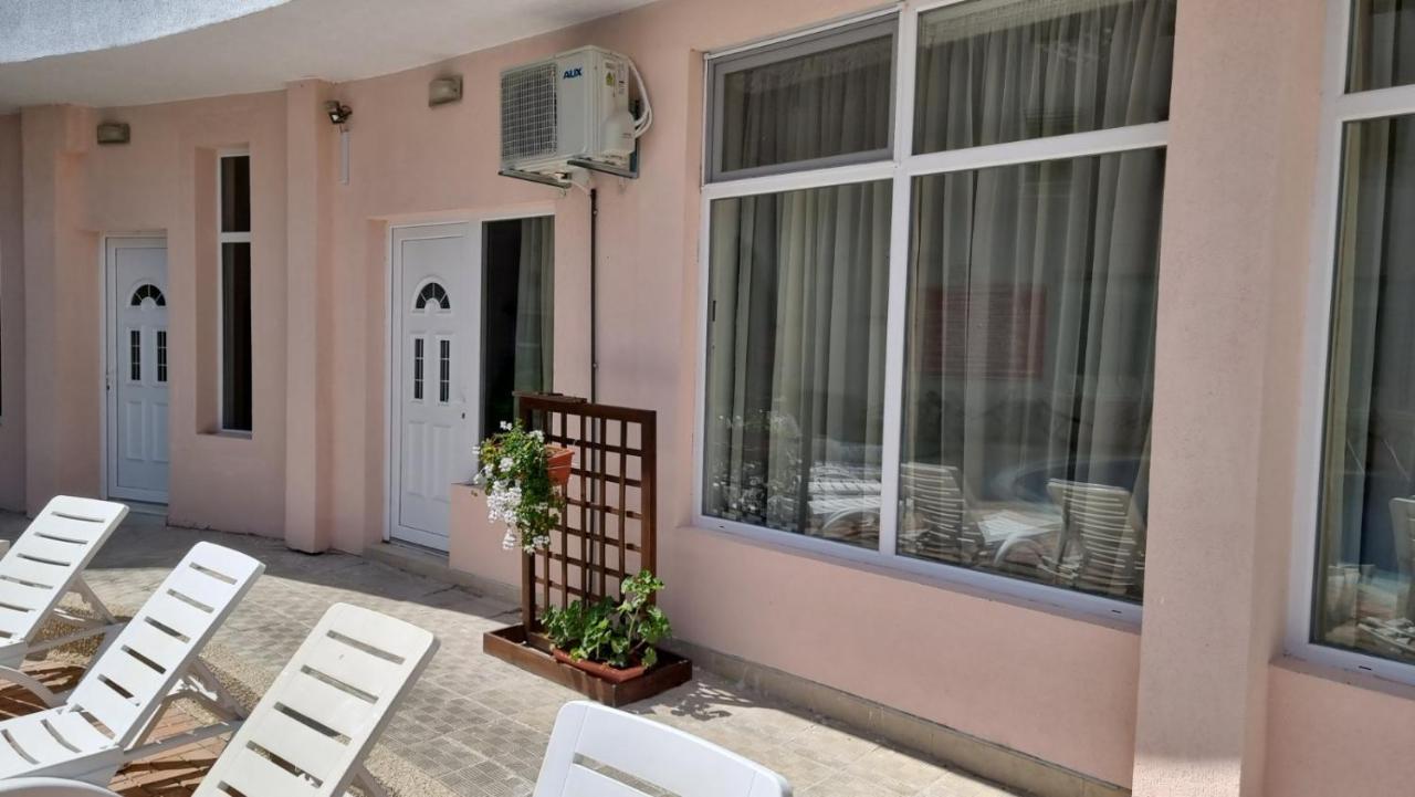 Бутикови Студиа Брита Kranevo Exterior photo