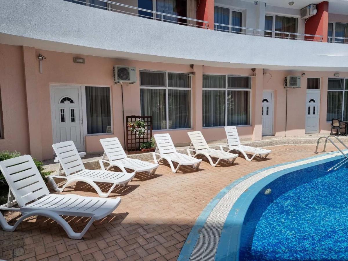 Бутикови Студиа Брита Kranevo Exterior photo